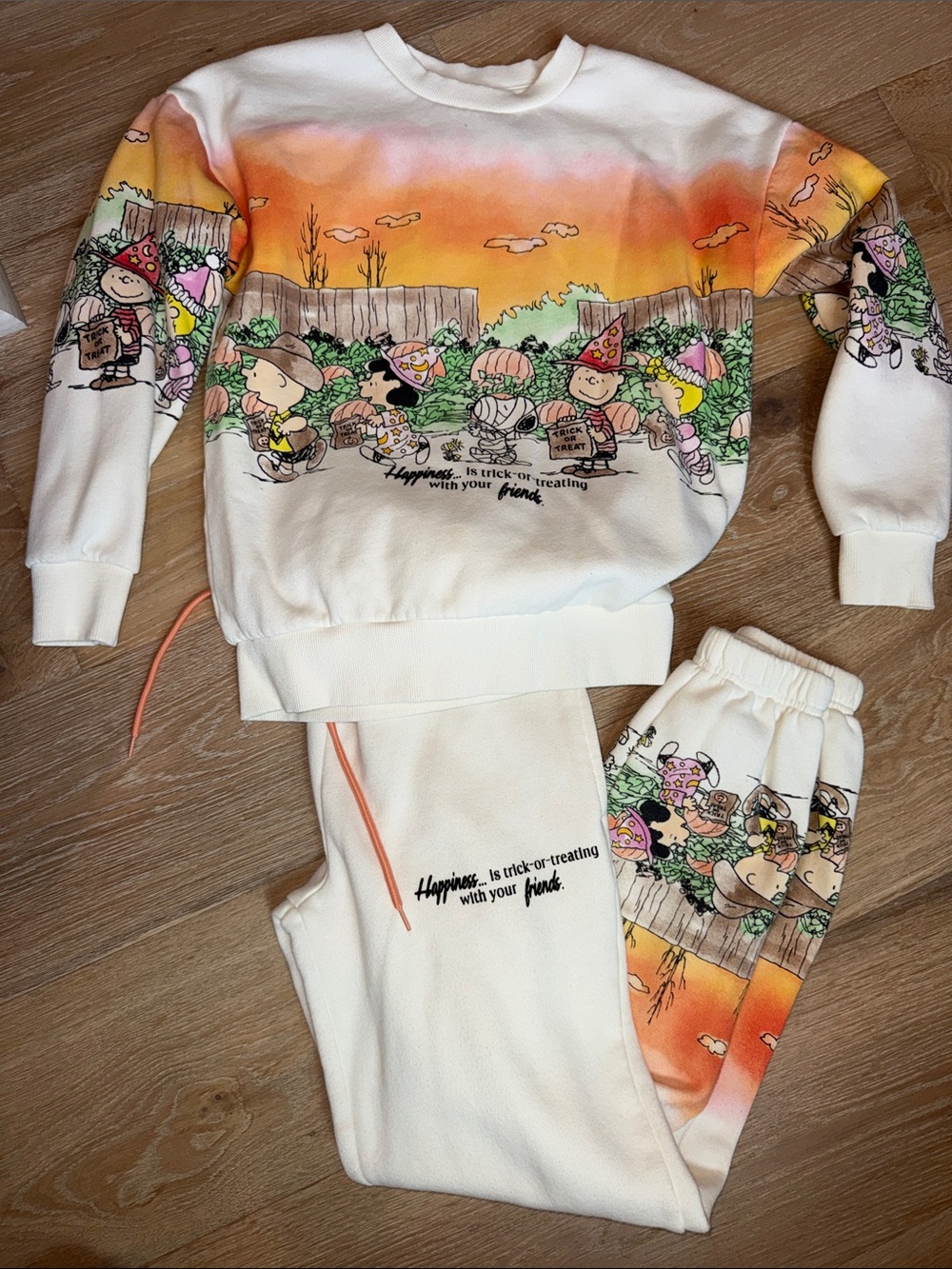 Peanuts White & Orange Halloween Womens Sweatpants Set
